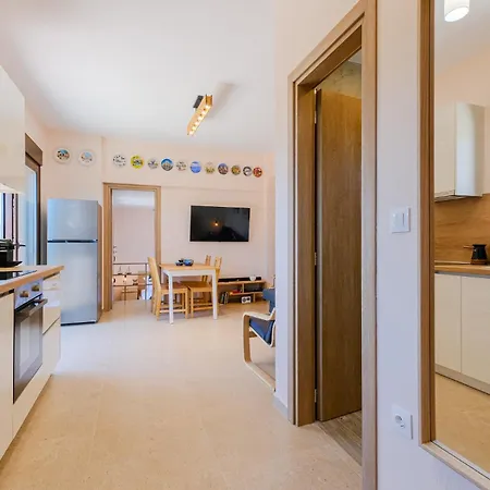 Hill Deluxe Maison & Suite, Sea View, Apartment *