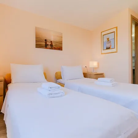 Apartment Hill Deluxe Maison & Suite, Sea View, *