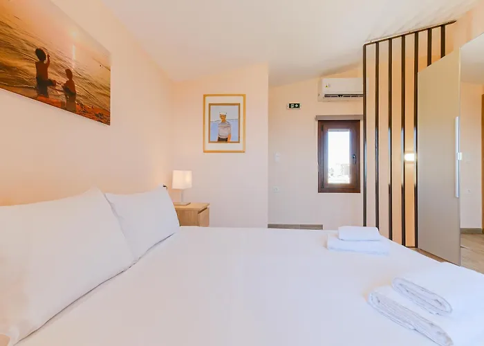 Hill Deluxe Maison & Suite, Sea View, Nikiti (Sithonia)