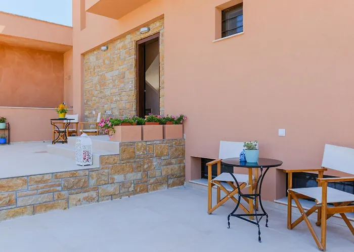Hill Deluxe Maison & Suite, Sea View, *