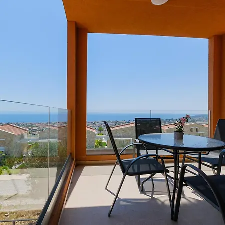 Hill Deluxe Maison & Suite, Sea View, * نيكيتي