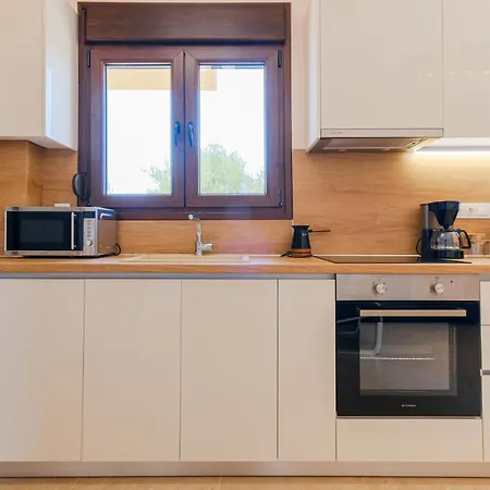 Hill Deluxe Maison & Suite, Sea View,