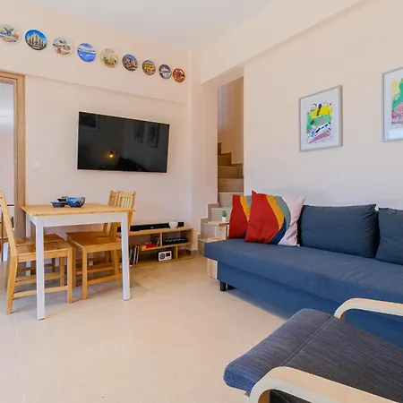Hill Deluxe Maison & Suite, Sea View, *