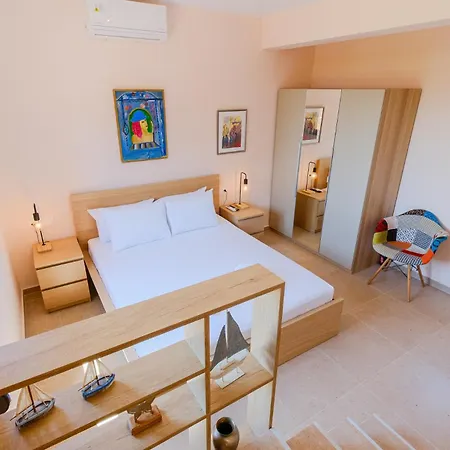 Hill Deluxe Maison & Suite, Sea View, *